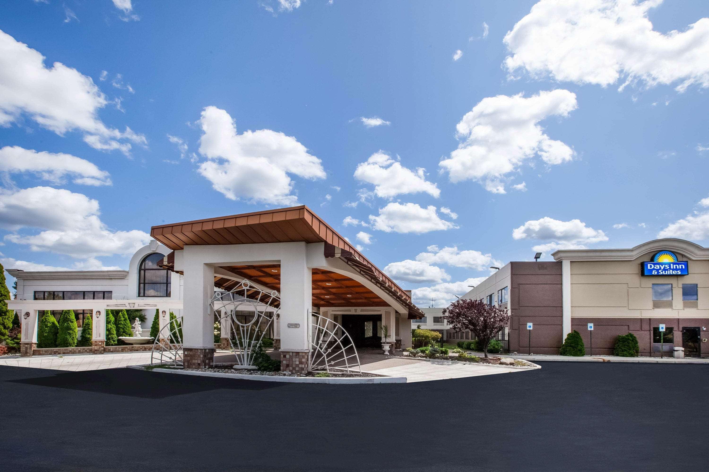 Days Inn & Suites By Wyndham Rochester Hills Mi מראה חיצוני תמונה